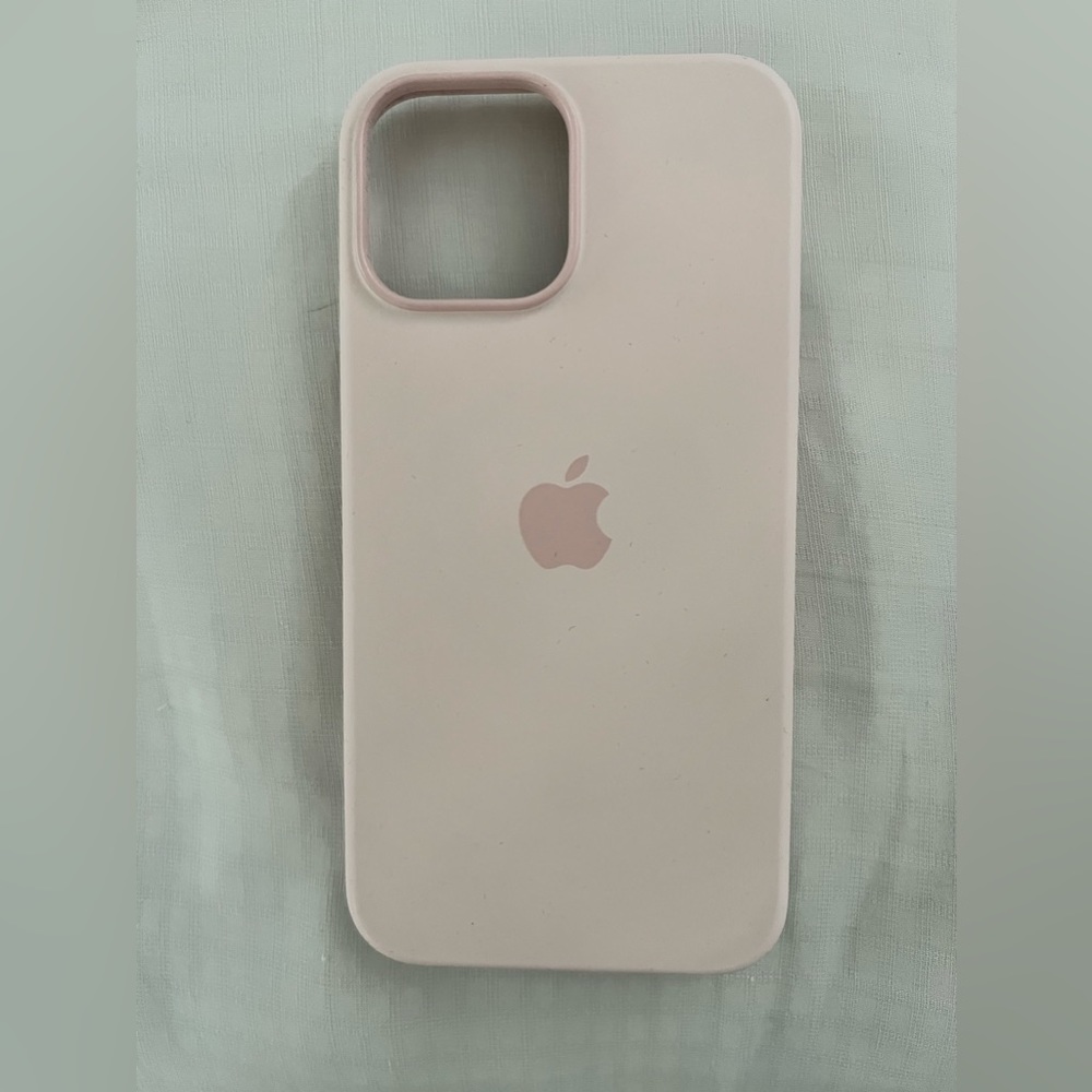 iPhone 13 Pro Max Magsafe Silicone Case in Pink Sands